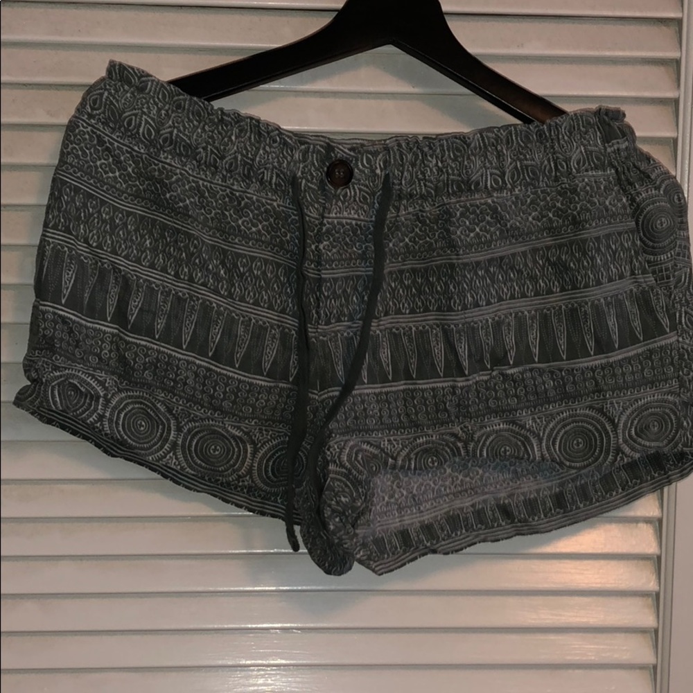 Tribe pattern shorts